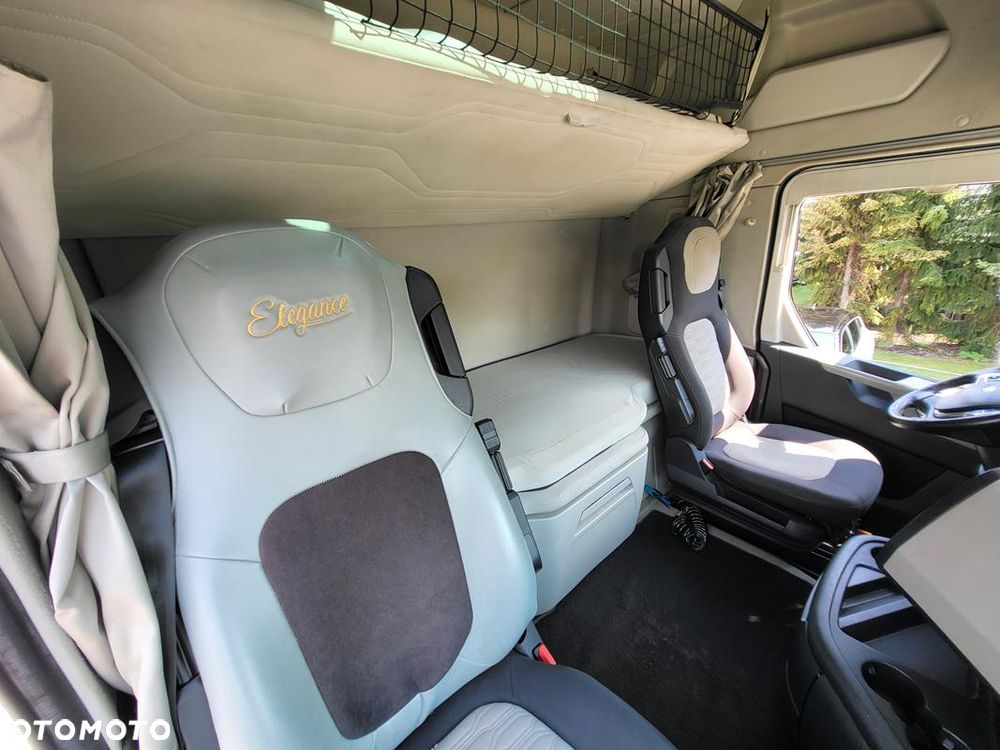 Ford F- MAX 500 - 9