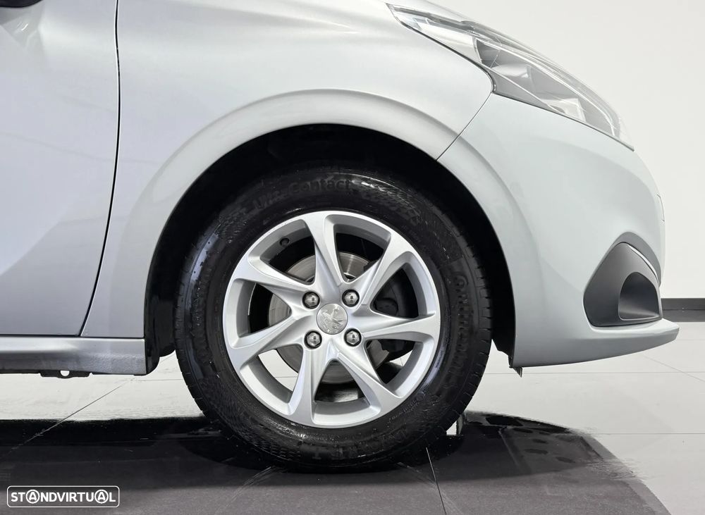 Peugeot 208 1.2 PureTech Style - 44