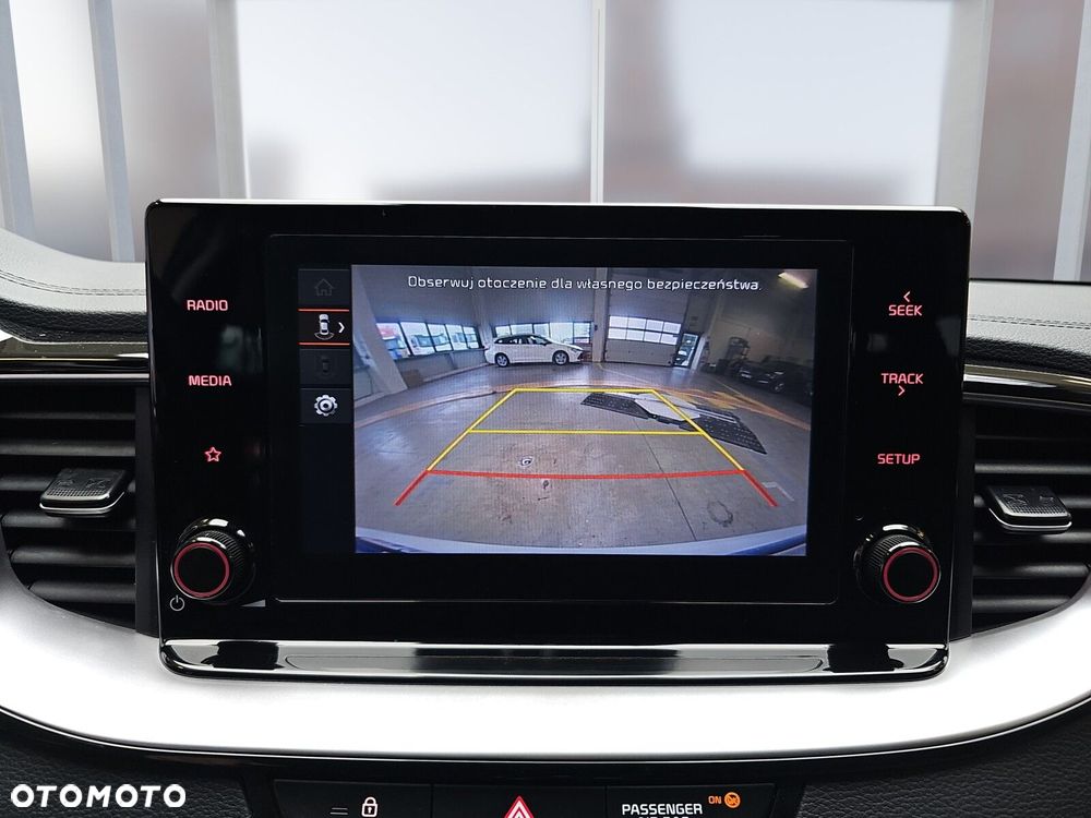 Kia Ceed 1.6 GDI PHEV L DCT - 16