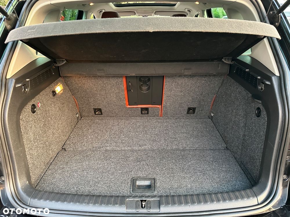 Volkswagen Tiguan 2.0 TDI DPF 4Motion Sport & Style - 32