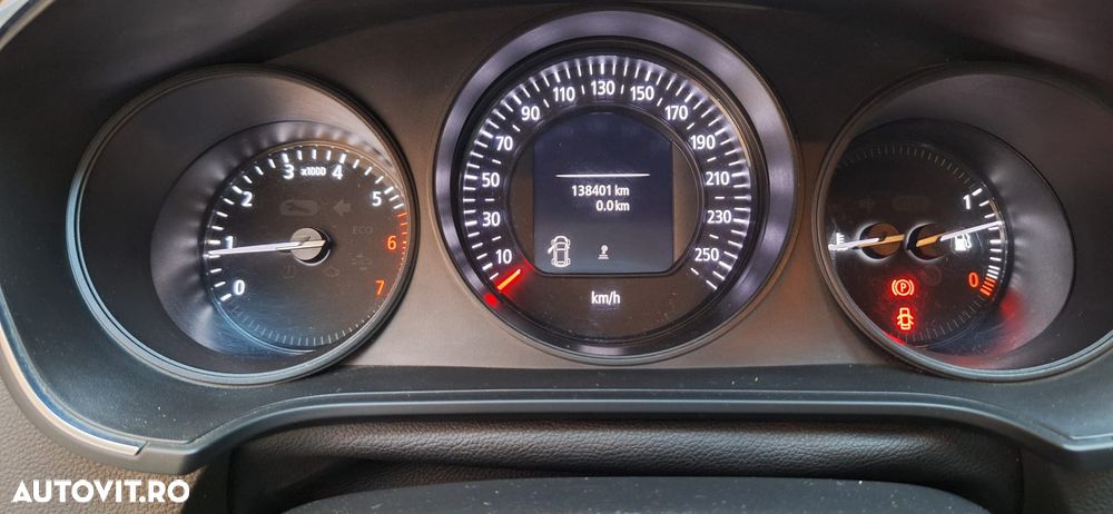 Renault Megane TCe Zen - 11