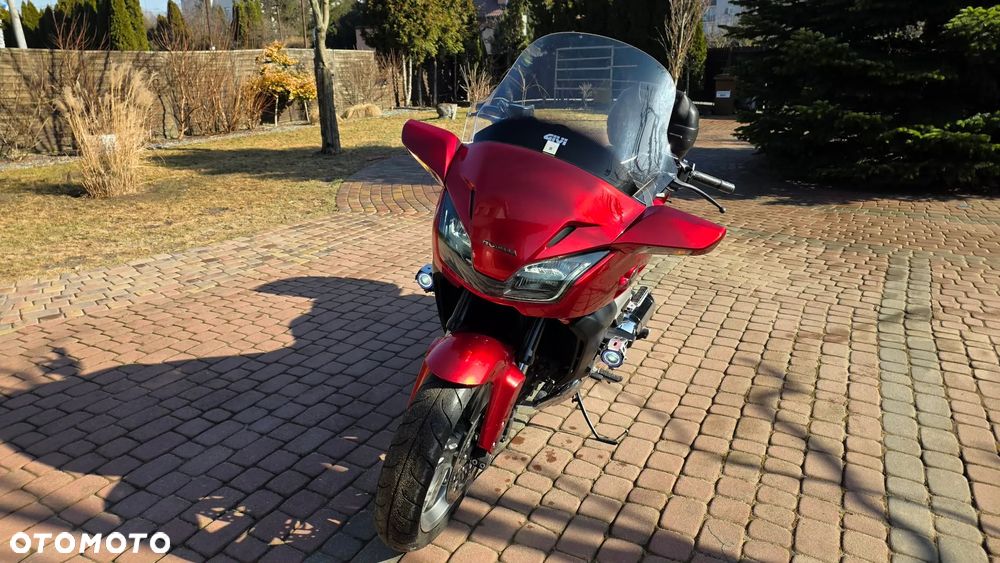 Honda CTX - 5