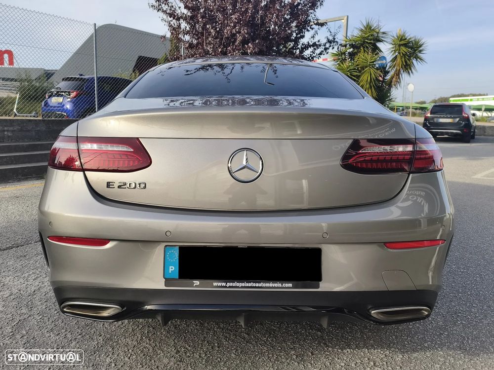 Mercedes-Benz E 200 AMG Line - 4