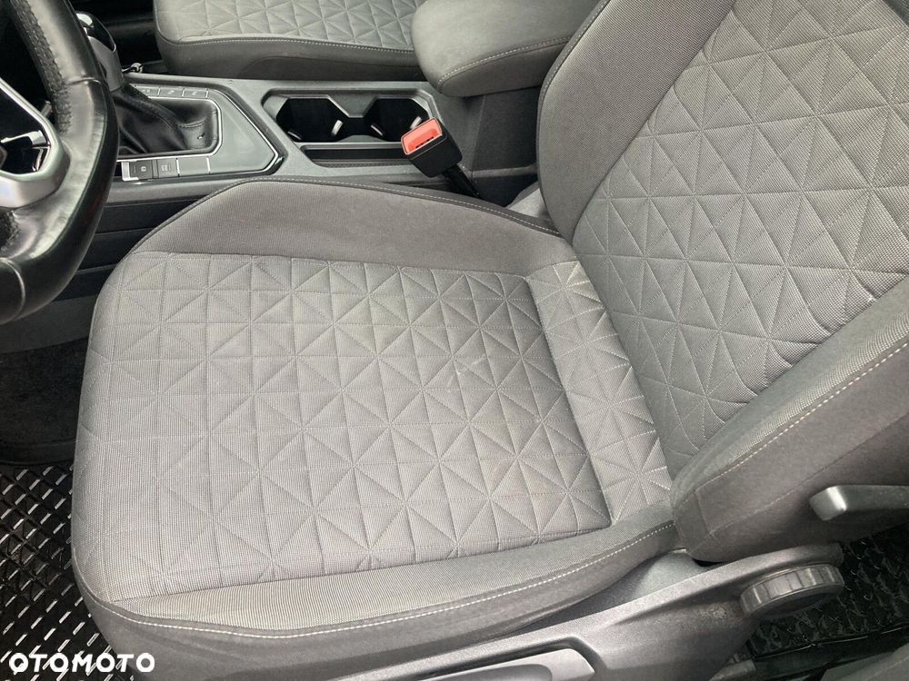 Volkswagen Tiguan 1.5 TSI EVO Life DSG - 21