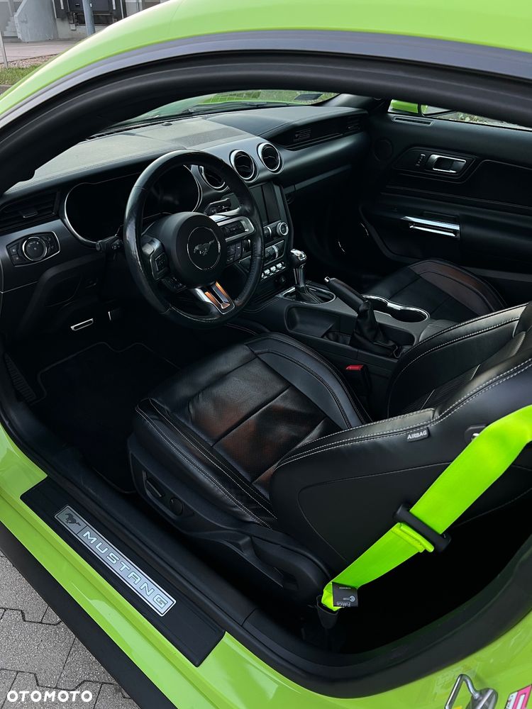 Ford Mustang 5.0 V8 GT - 31
