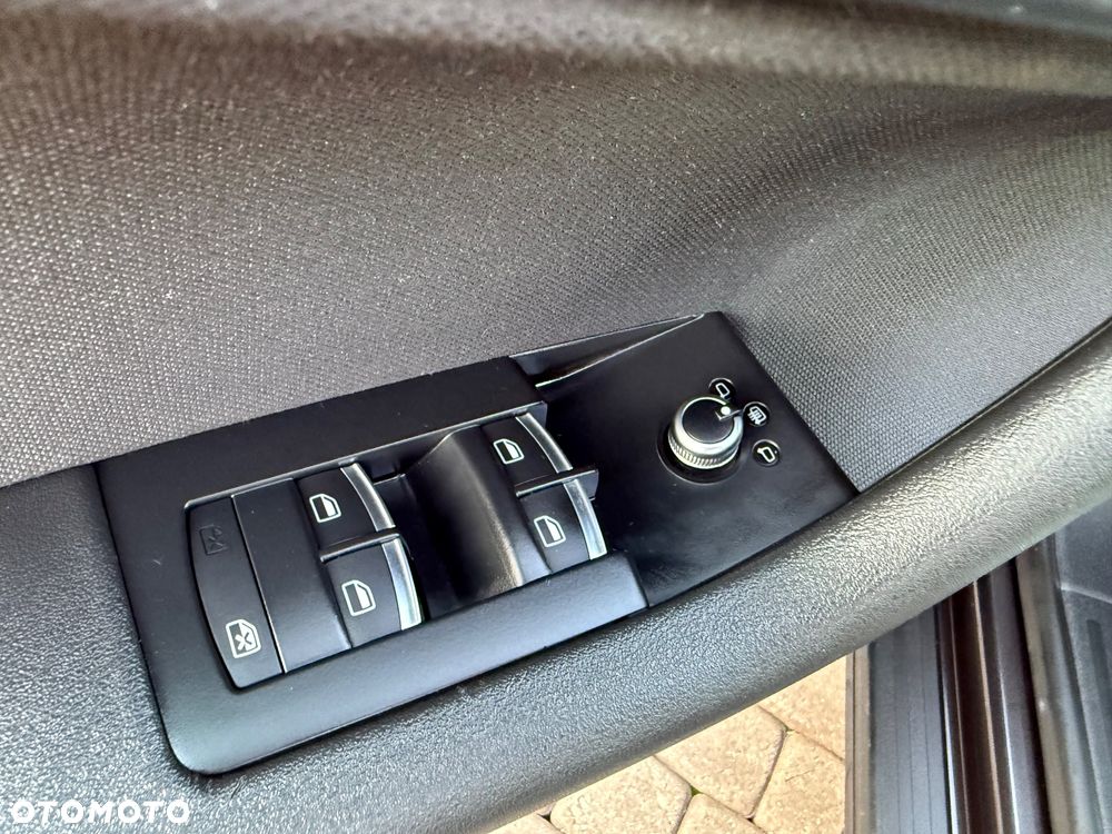 Audi A3 Sportback 1.6 Ambiente - 14