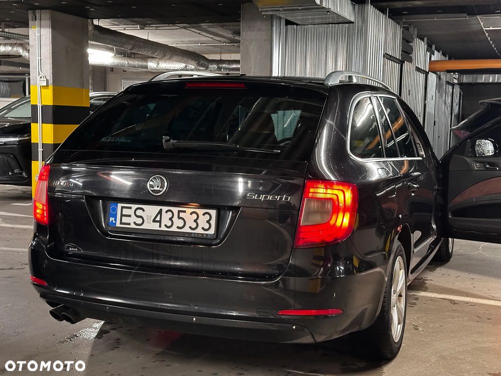 Skoda Superb 2.0 TDI 4x4 Elegance DSG - 14