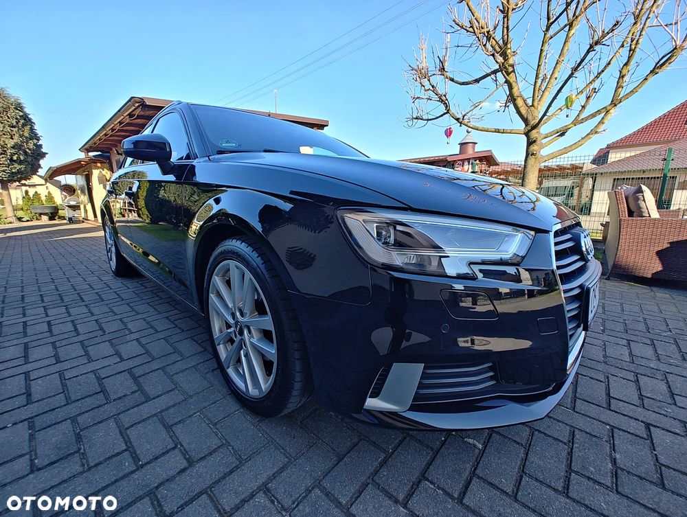 Audi A3 Sportback 2.0 TDI Attraction - 2
