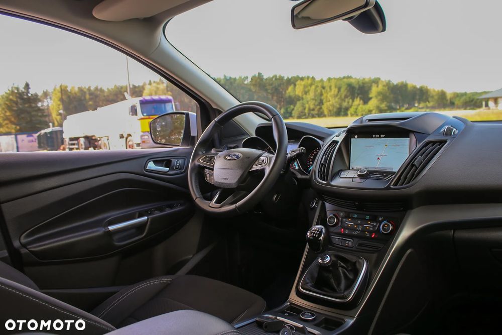 Ford Kuga 1.5 EcoBoost FWD Titanium ASS - 25