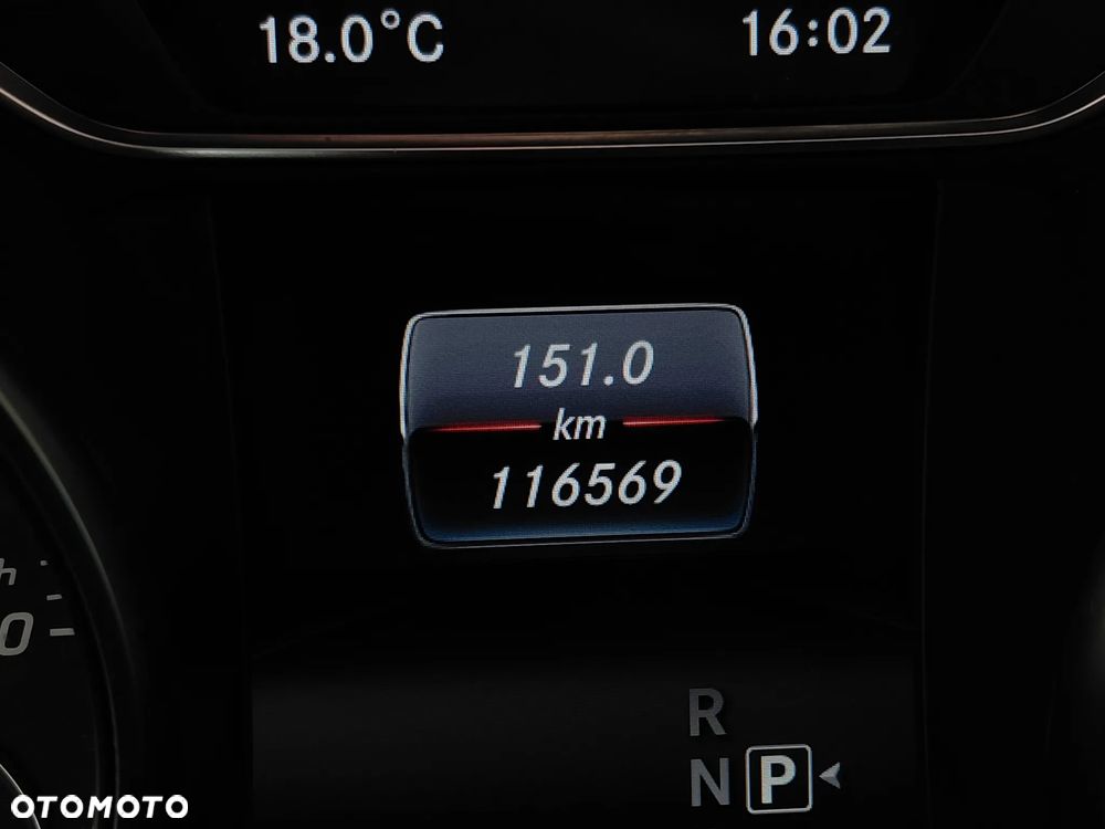 Mercedes-Benz CLA 250 4Matic 7G-DCT AMG Line - 11