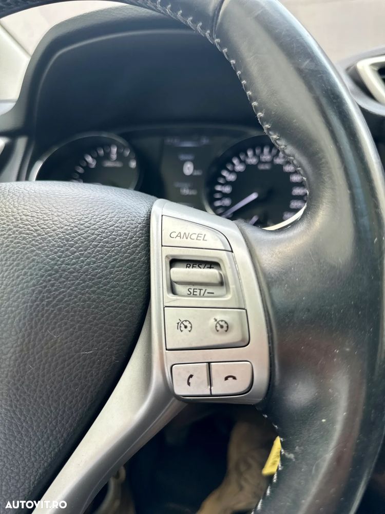 Nissan Qashqai - 16
