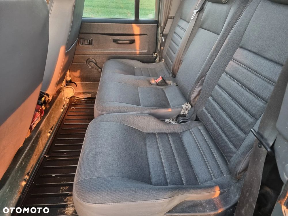 Land Rover Defender 2.2 TD4 SE - 10