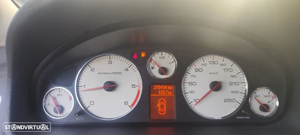 Peugeot 407 SW 1.6 HDi Premium - 22