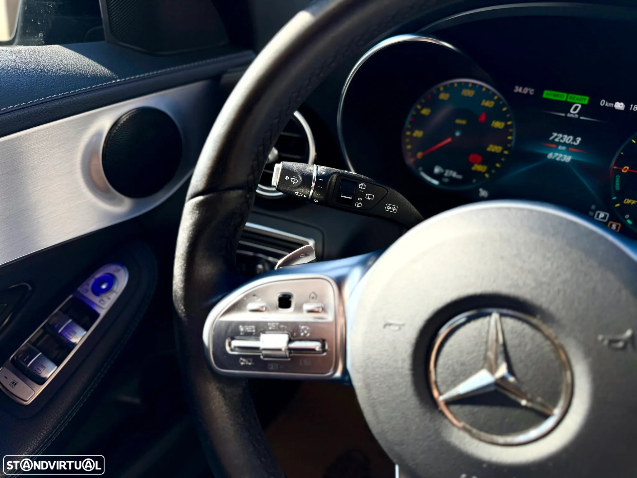 Mercedes-Benz C 300 de AMG Line - 19