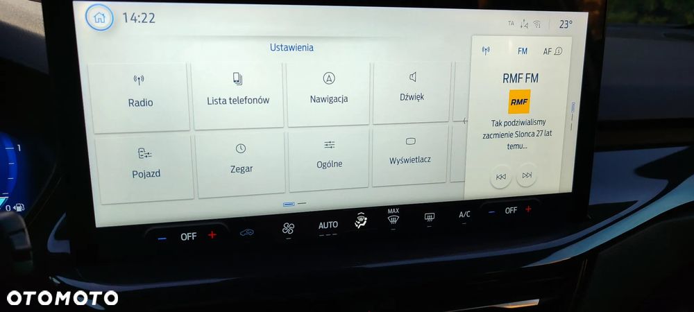 Ford Focus 1.0 EcoBoost Hybrid ST-LINE X - 35
