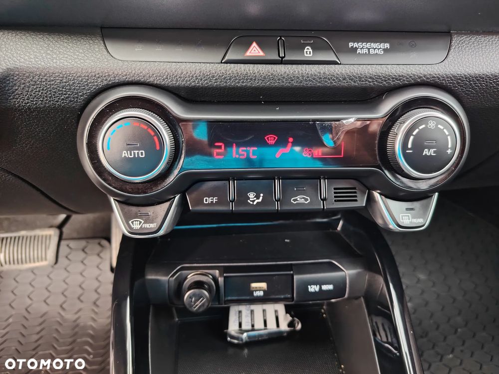 Kia Stonic 1.0 T-GDI L Business Line DCT - 15