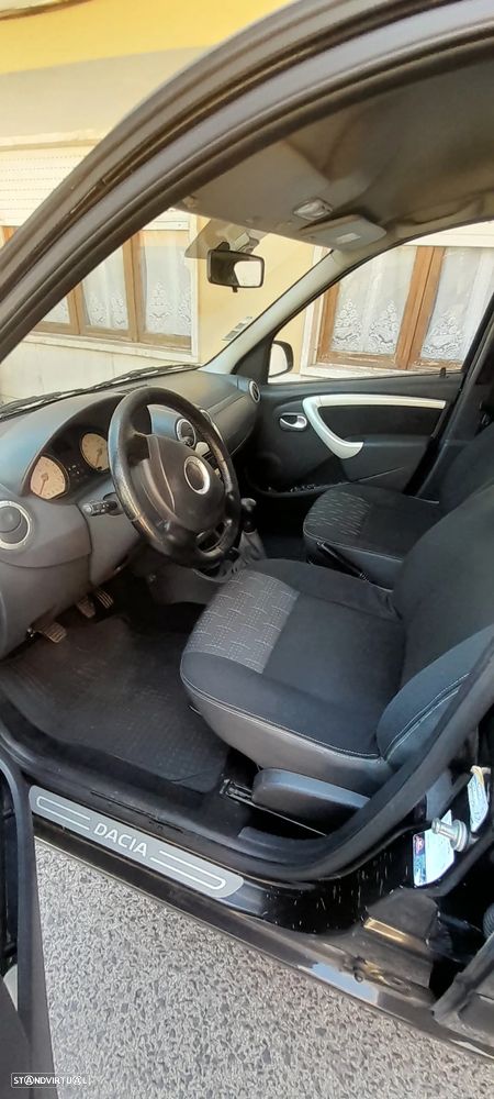 Dacia Logan 1.5 dCi Confort Business - 11