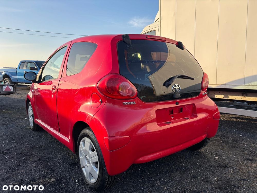 Toyota Aygo City - 6