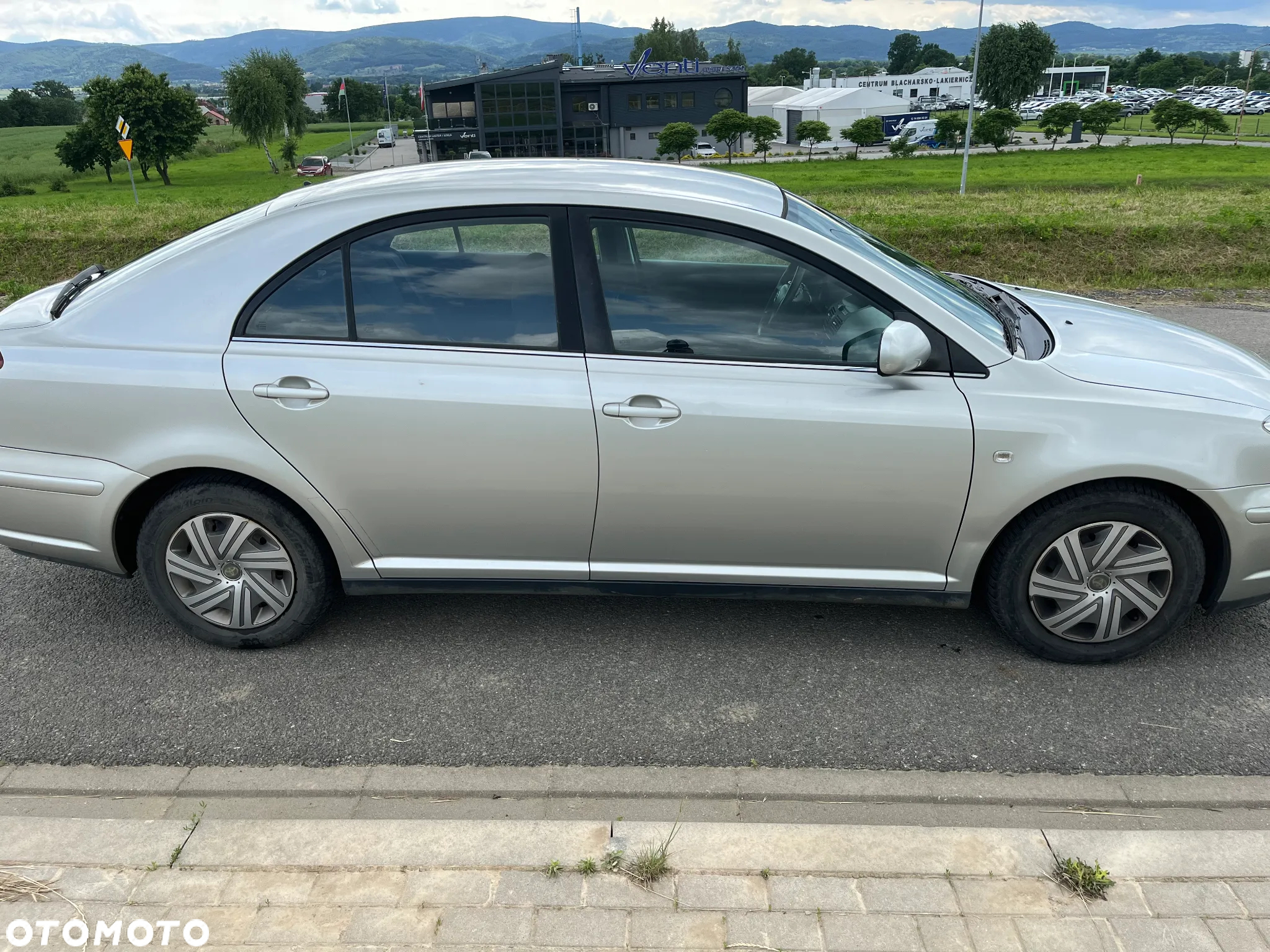 Toyota Avensis 1.8 VVT-i - 5
