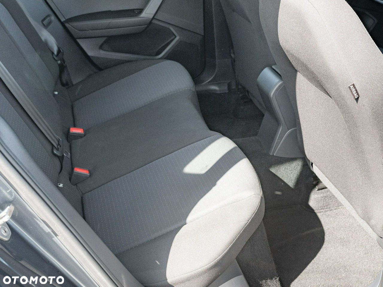 Seat Arona 1.0 TSI Style S&S DSG - 28