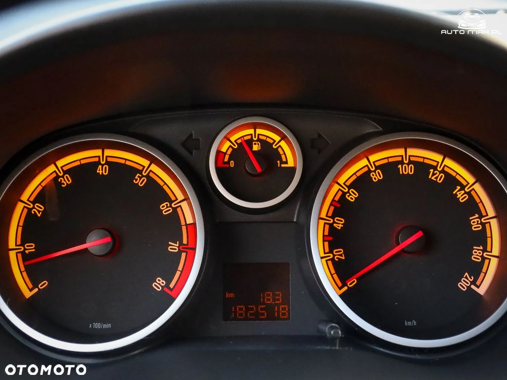 Opel Corsa 1.4 16V Satellite - 19