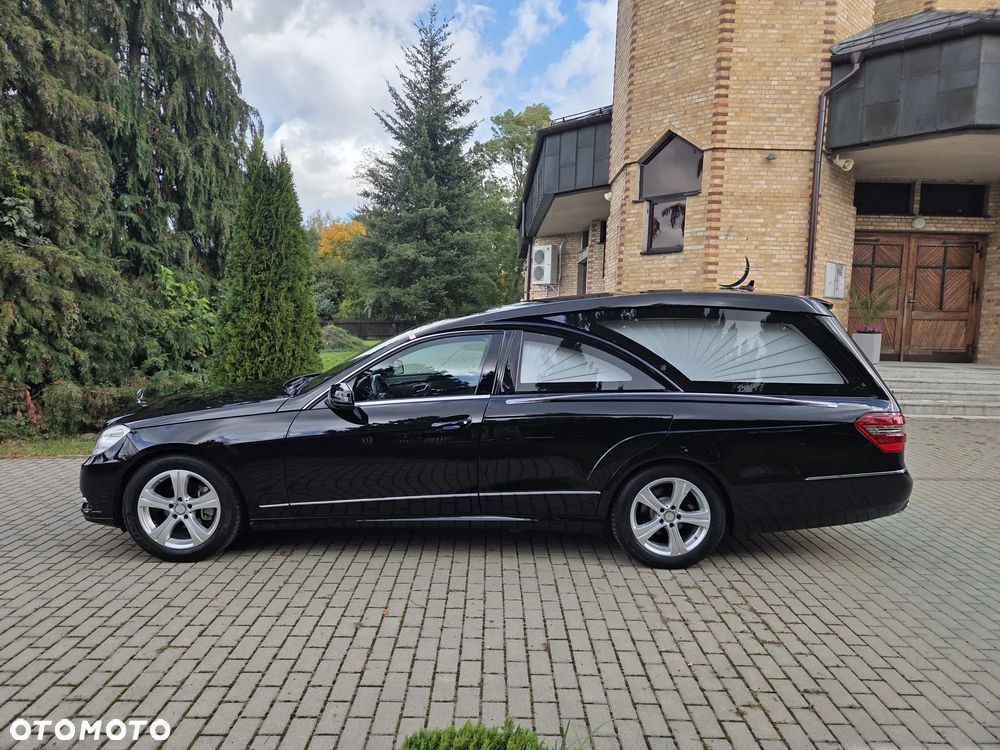 Mercedes-Benz Klasa E - 9