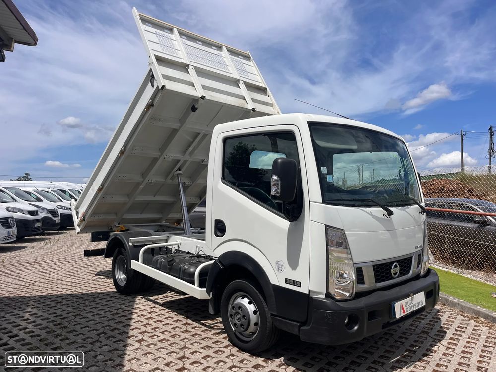 Nissan NT 400 BASCULANTE - 3
