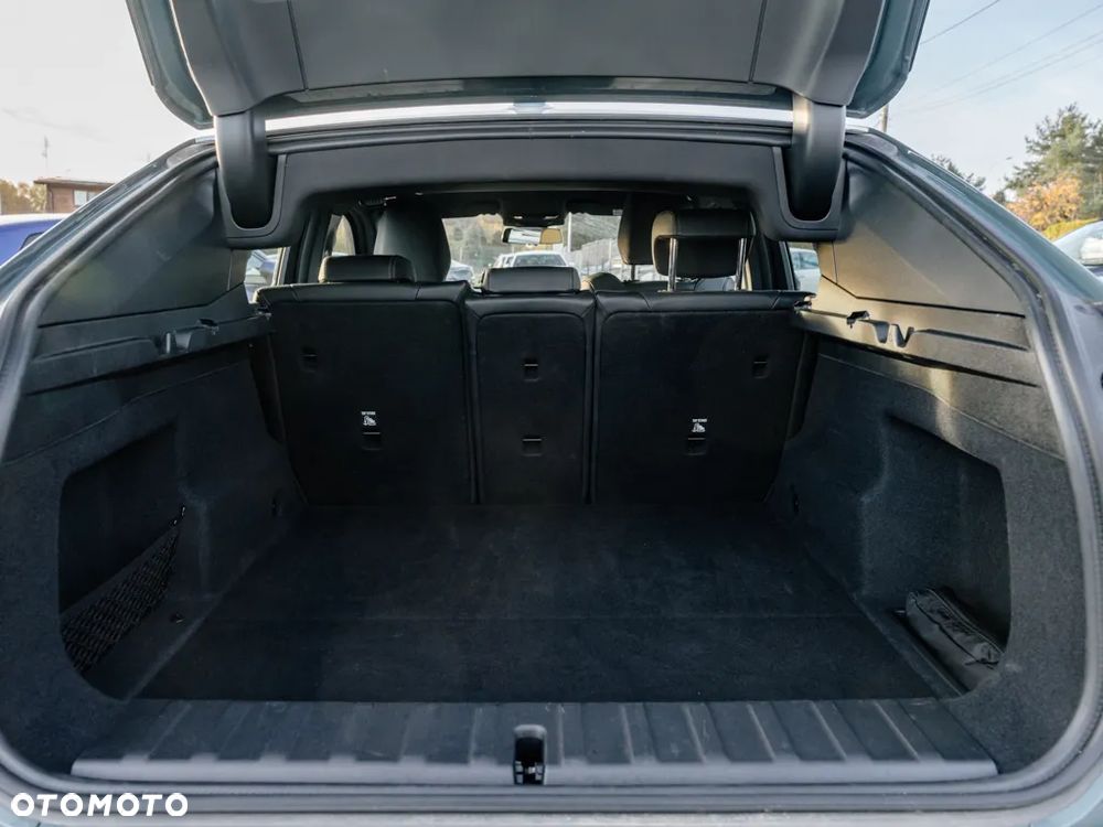 BMW X2 sDrive20i - 16