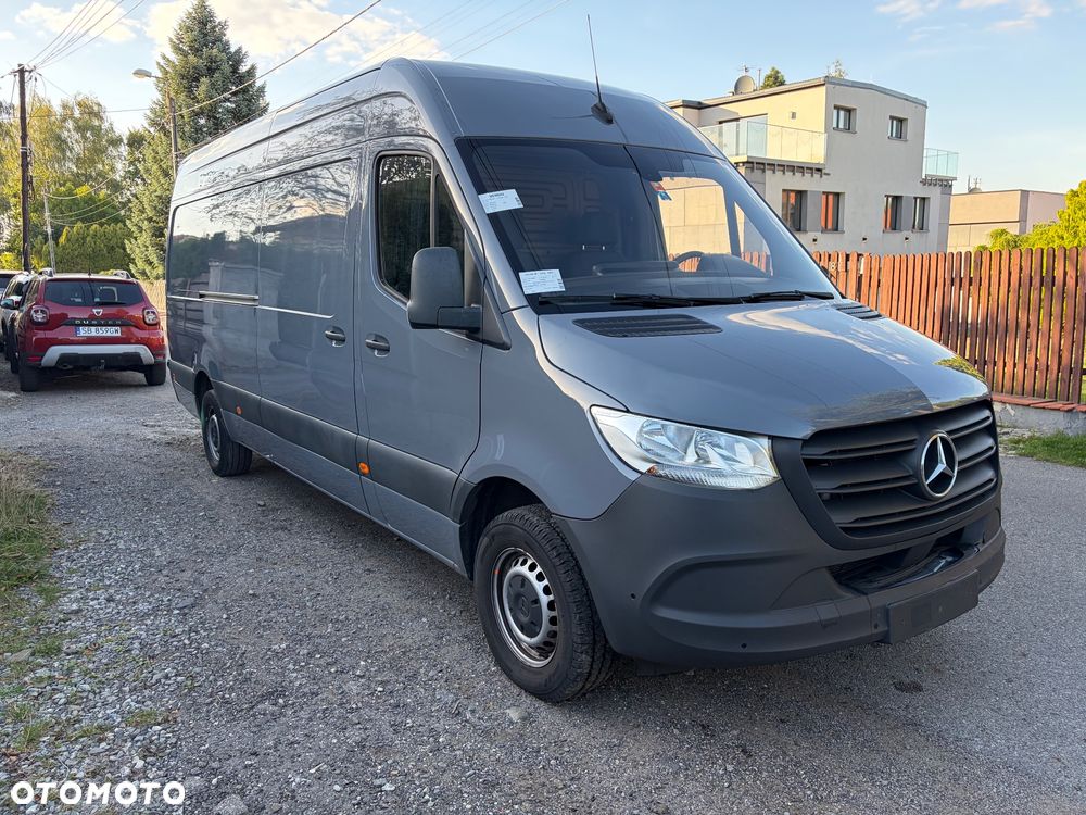 Mercedes-Benz Sprinter - 1