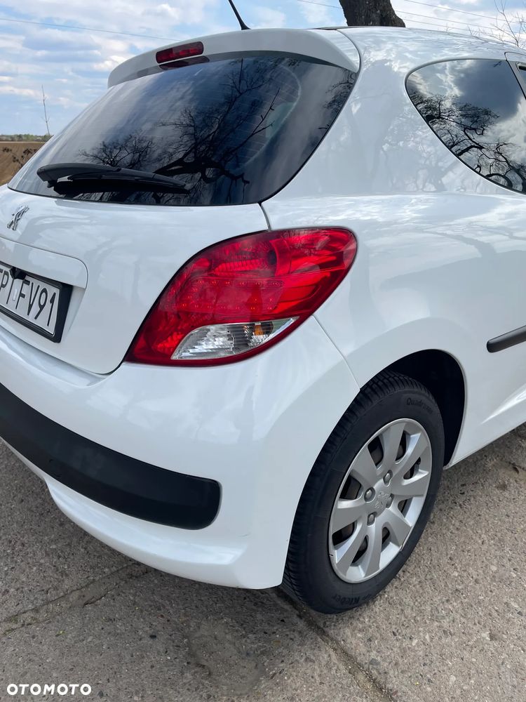 Peugeot 207 1.4 HDi Presence - 15