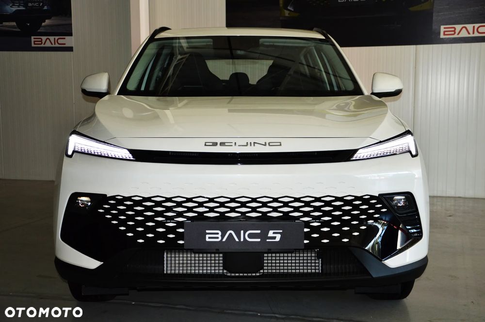 BAIC 5 1.5T Comfort DCT - 6