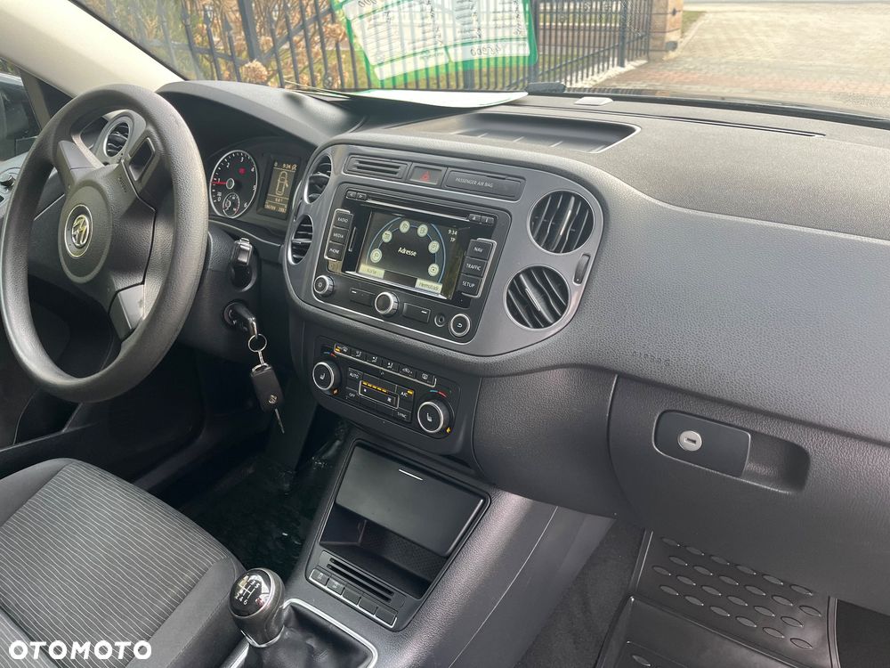 Volkswagen Tiguan 2.0 TDI DPF BlueMotion Technology Exclusive - 6