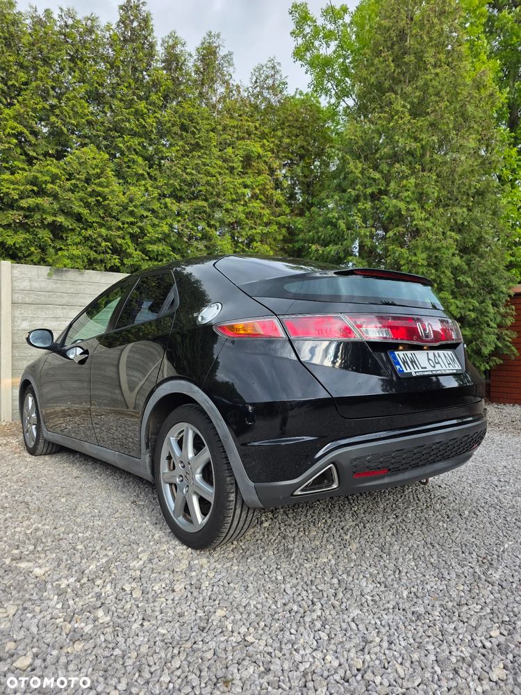 Honda Civic 1.8i-VTEC Sport - 9
