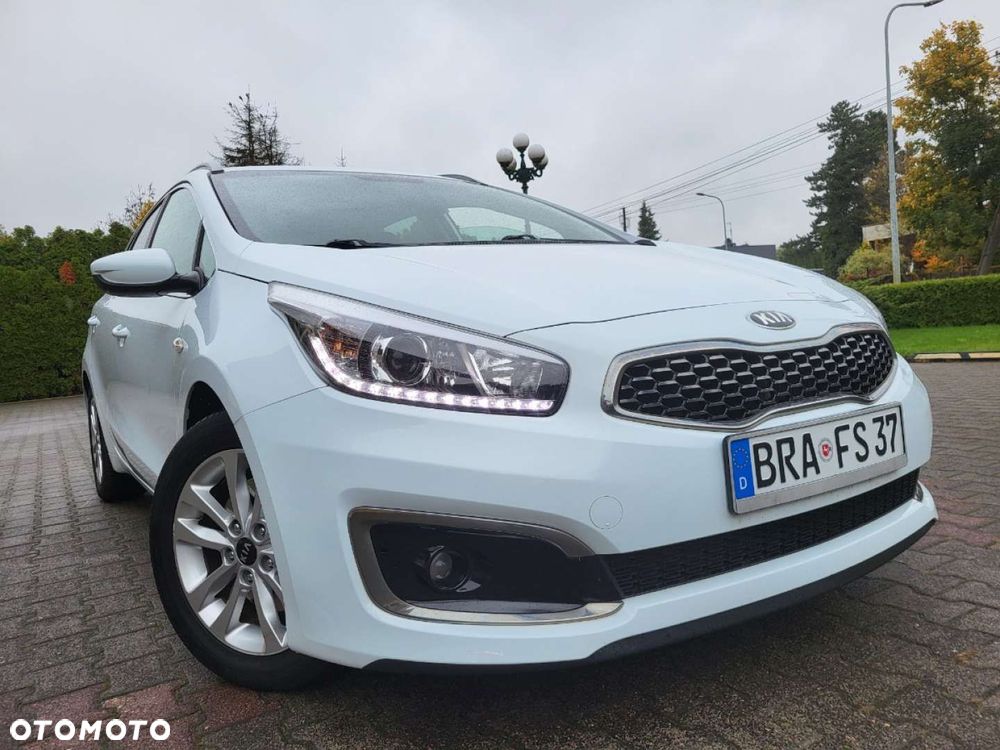 Kia Ceed - 6
