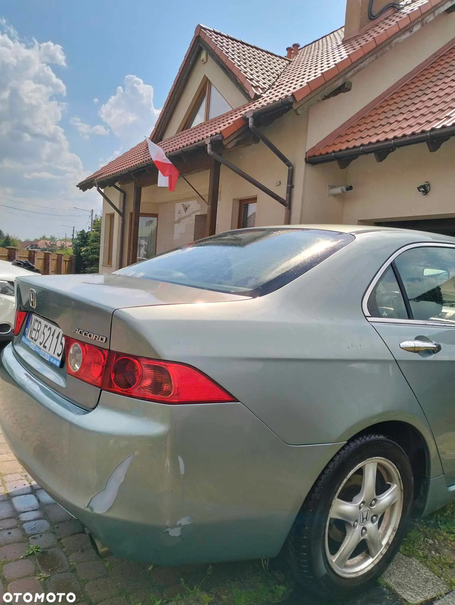 Honda Accord 2.0 Comfort - 11