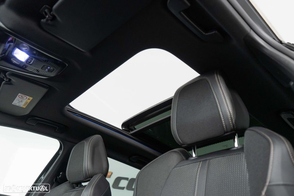 Peugeot 3008 1.6 Hybrid4 GT e-EAT8 - 22