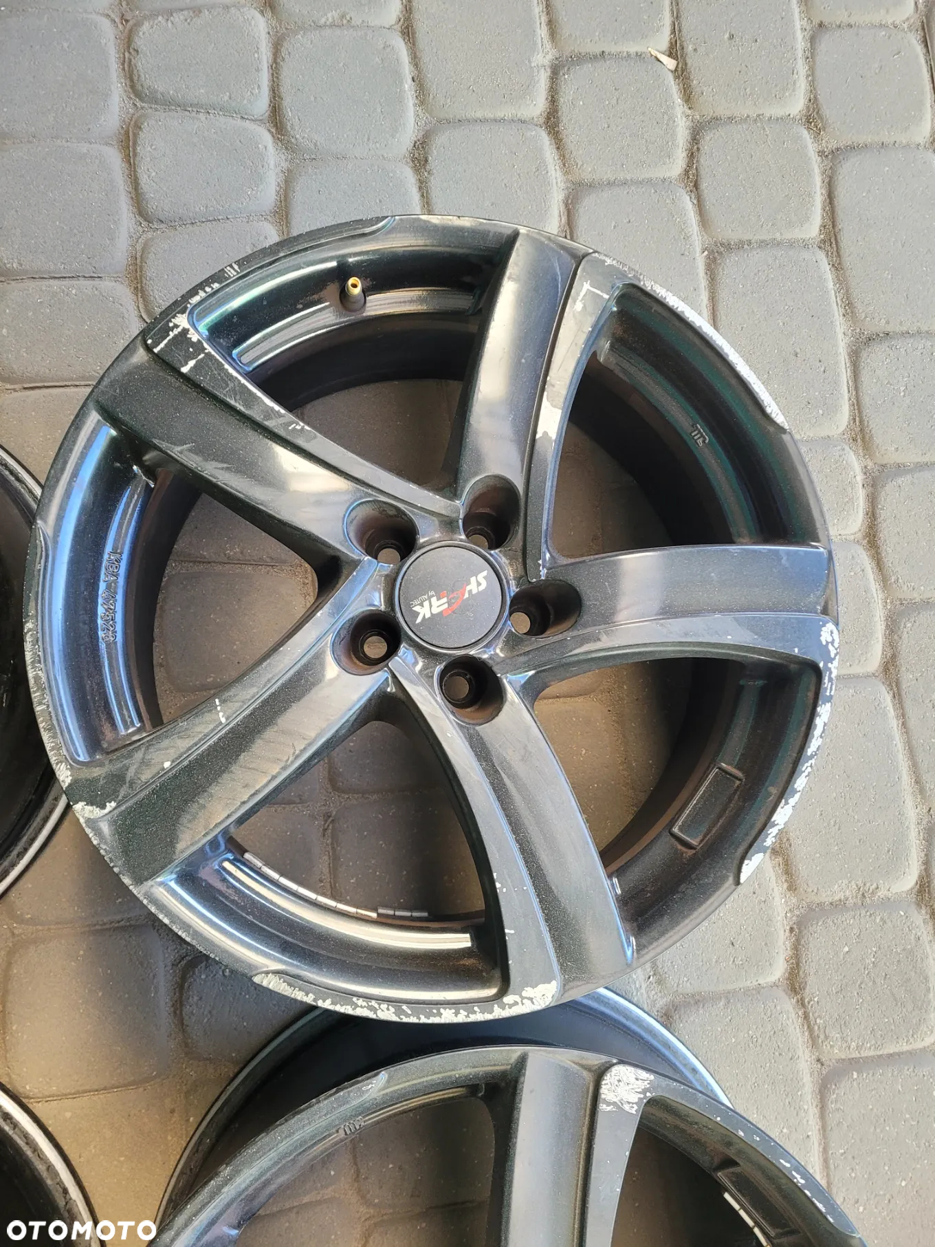 ALUFELGI ALUTEC - 5x100 7.5Jx17 ET35 - GOLF IV IBIZA FABIA ROOMSTER - 4