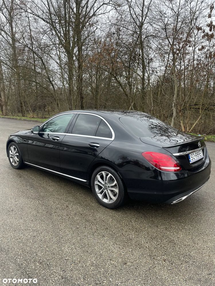 Mercedes-Benz Klasa C 300 9G-TRONIC Avantgarde - 17