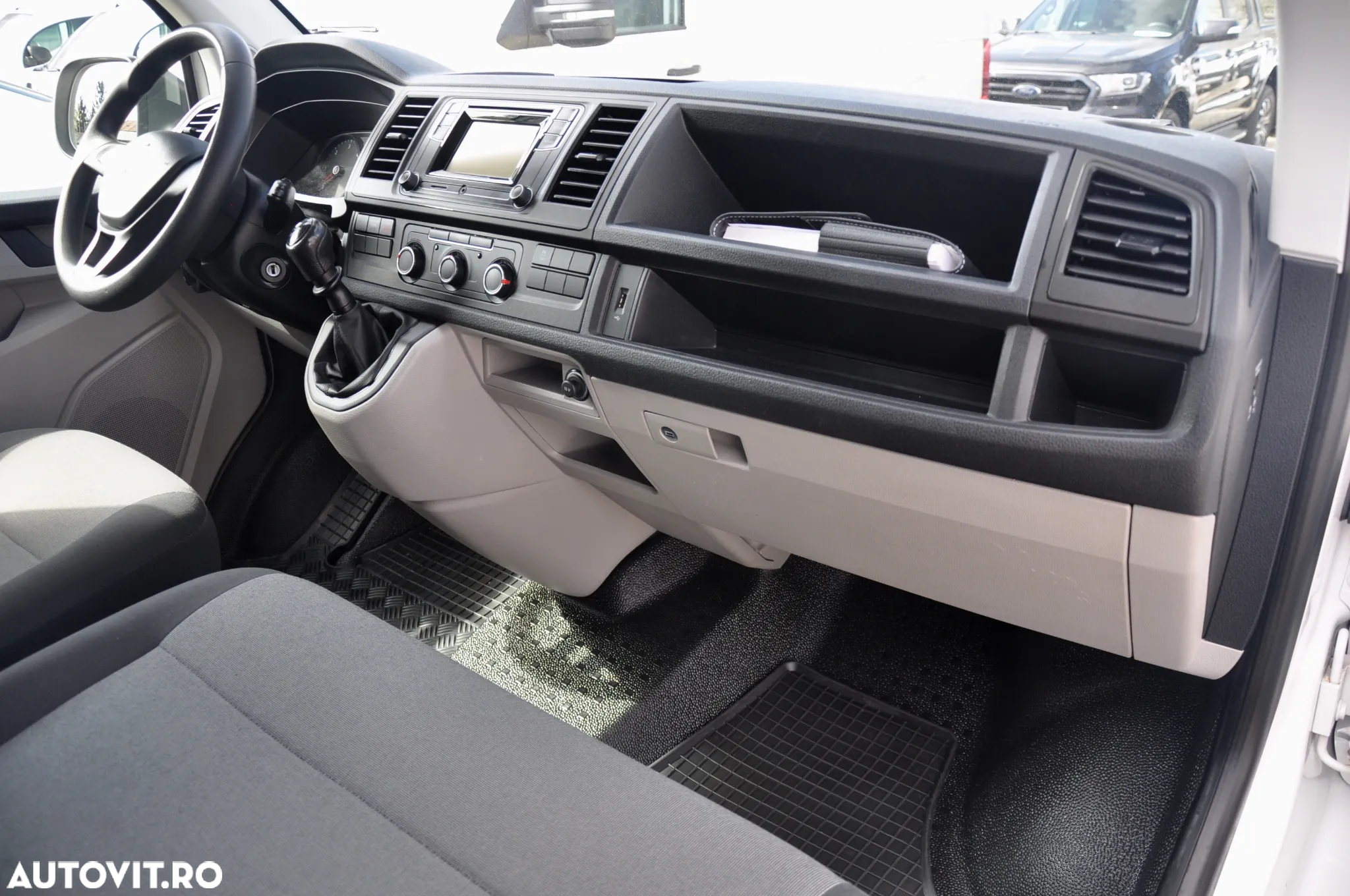 Volkswagen Transporter T6 L2H1 Van - 13