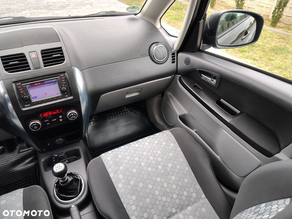 Suzuki SX4 2.0 DDiS 4x4 Limited - 25