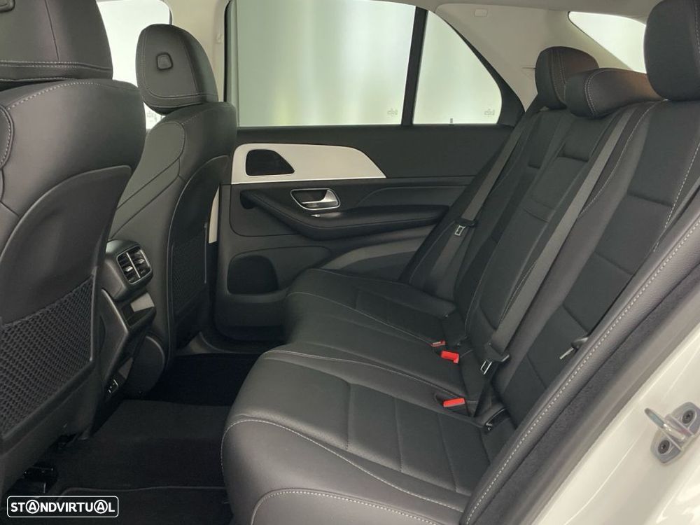 Mercedes-Benz GLE 300 d 4Matic - 12