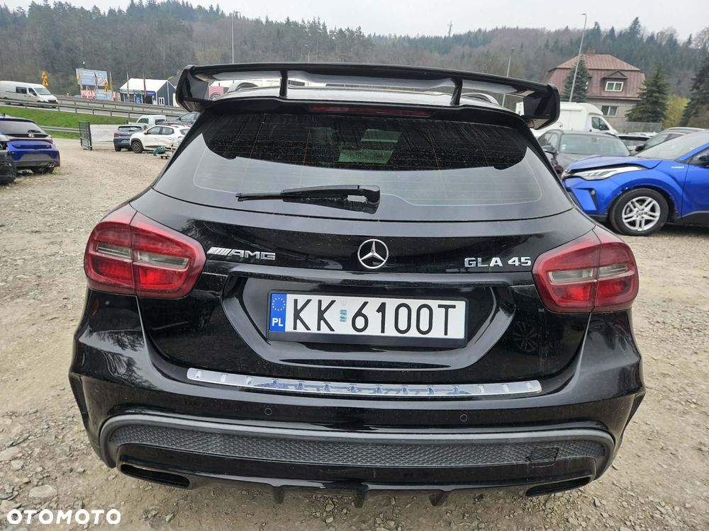Mercedes-Benz GLA 45 AMG 4-Matic - 18