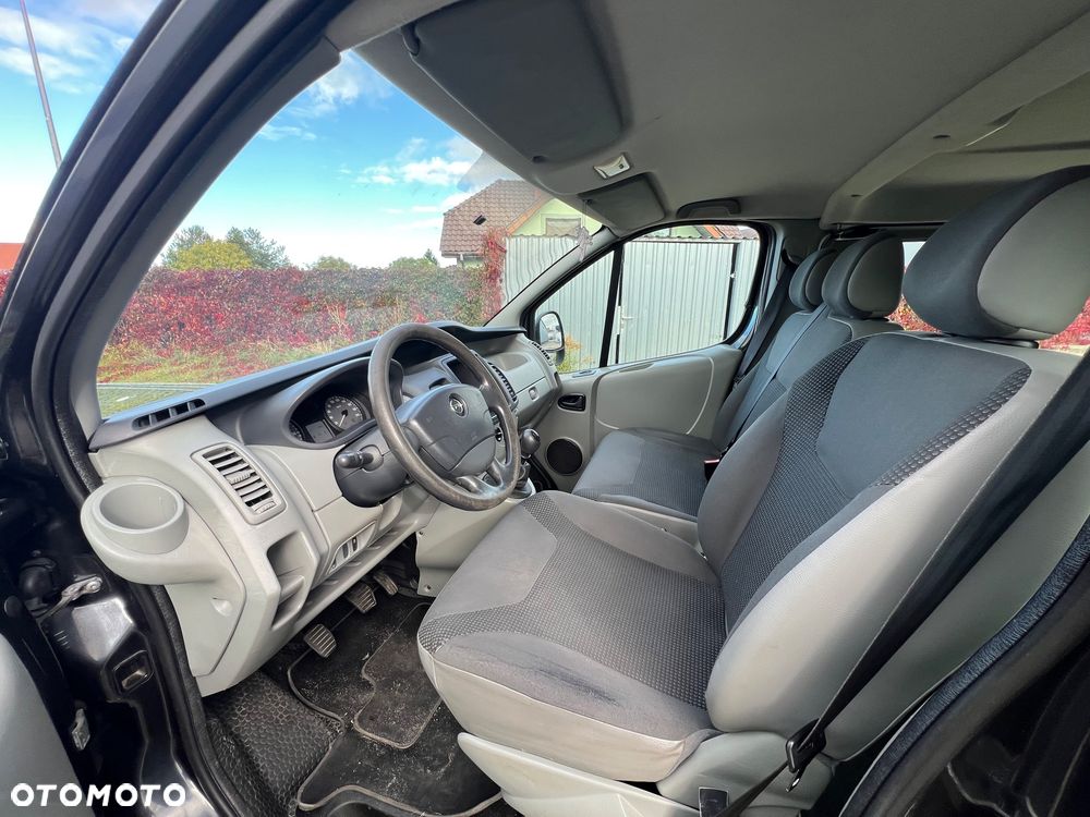 Opel Vivaro - 19