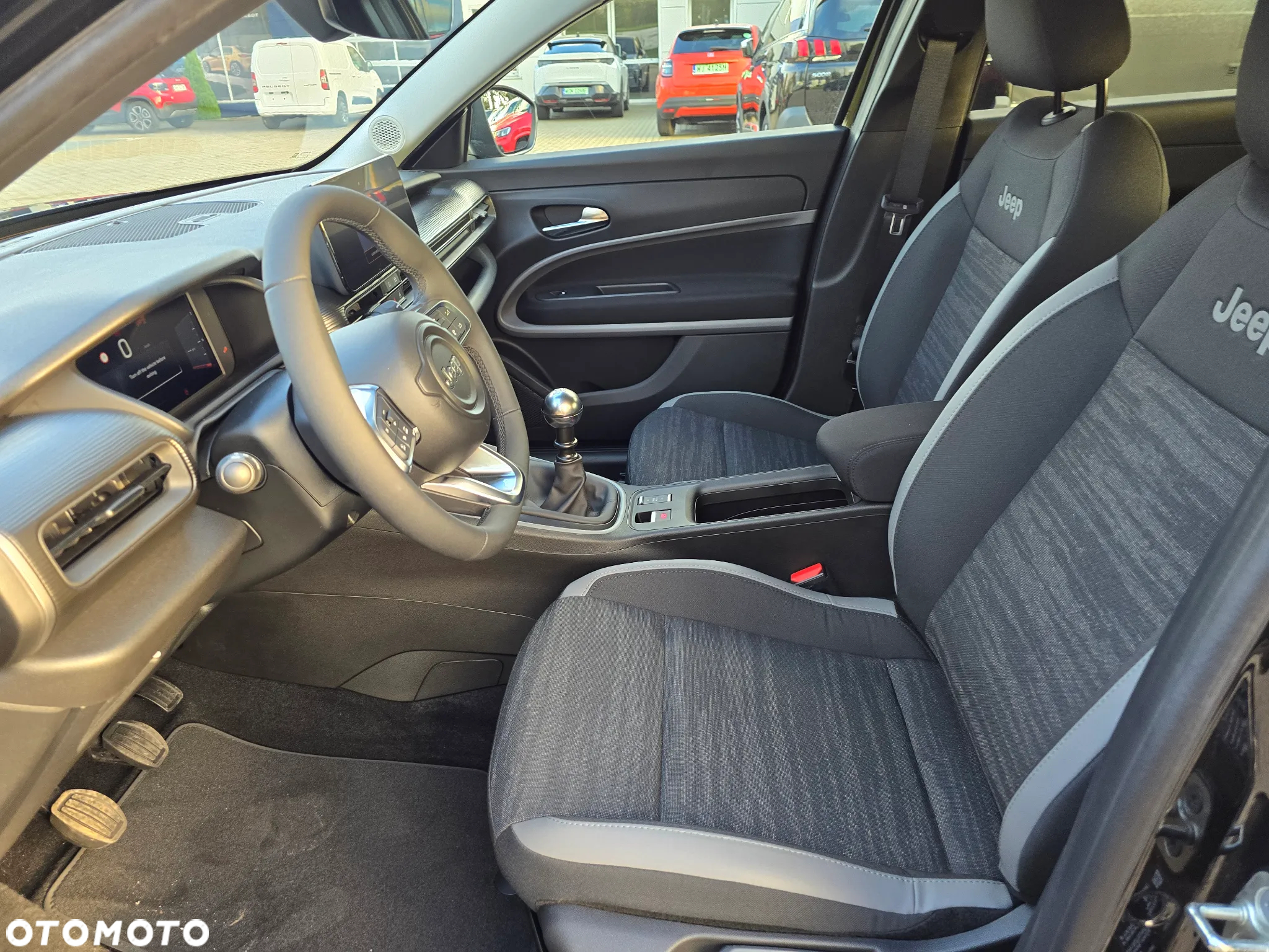 Jeep Avenger 1.2 GSE T3 Longitude FWD - 9