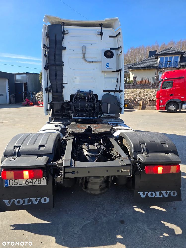 Volvo FH 4 500 KM  XXL MEGA - 24