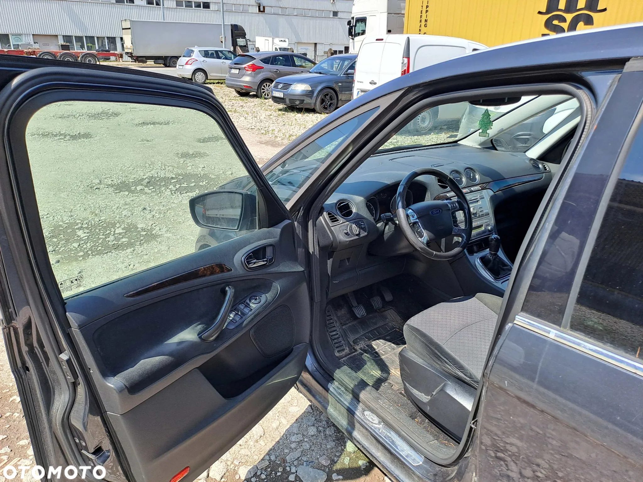 Ford Galaxy 2.0 Ambiente - 9