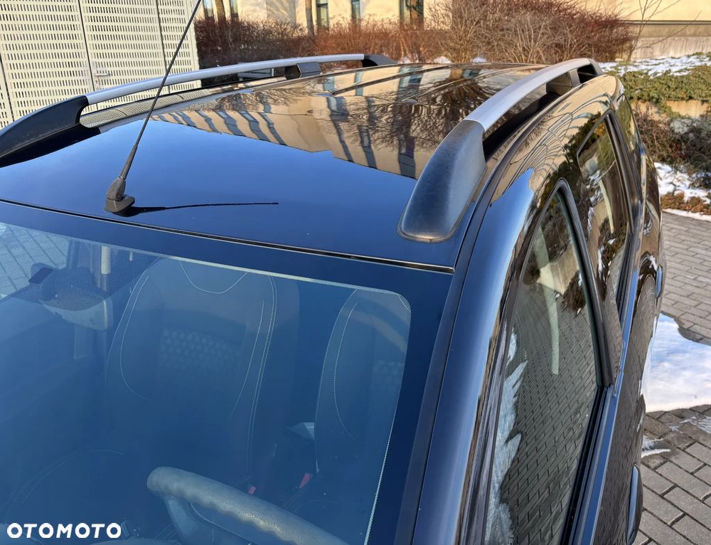 Dacia Logan 1.2 16V 75 Laureate - 26