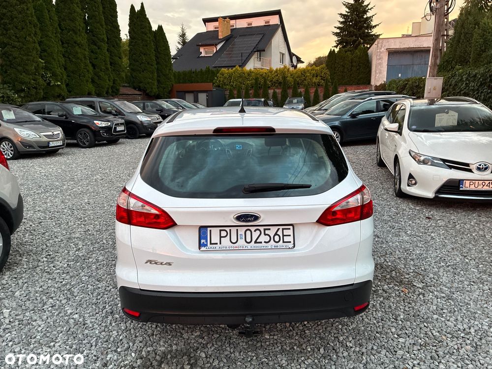 Ford Focus 1.6 TI-VCT Ambiente - 6