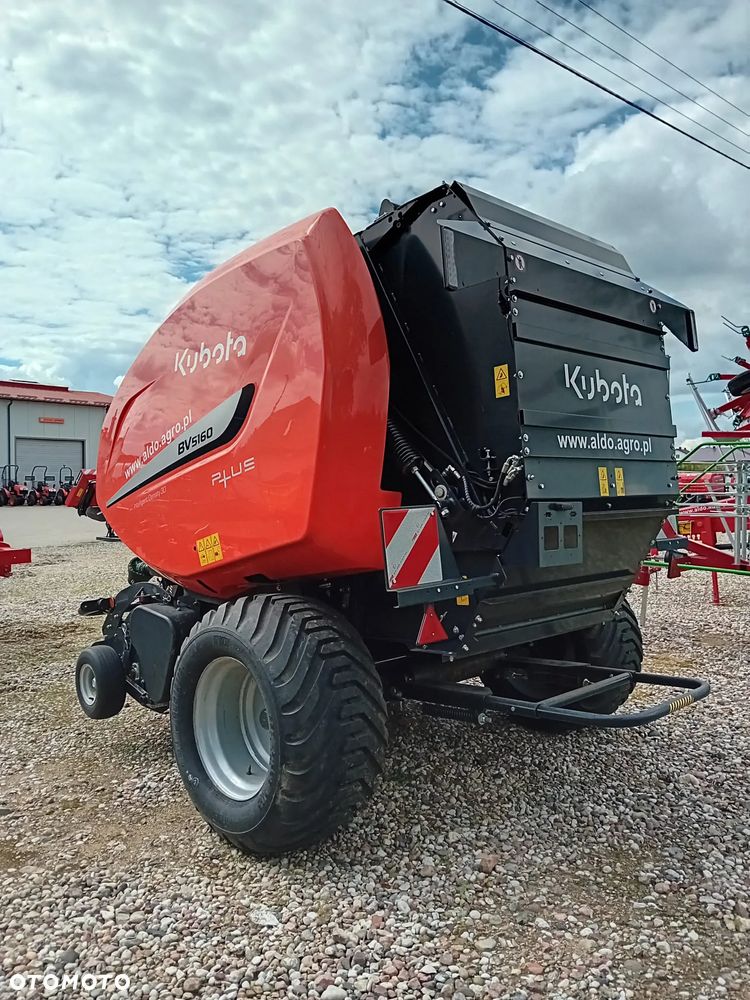 Kubota Prasa zmienno-komorowa Kubota BV5160 SC14N - 5