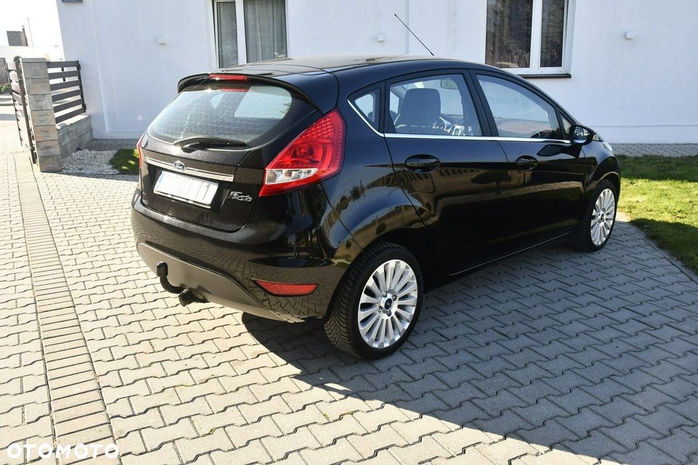 Ford Fiesta - 9